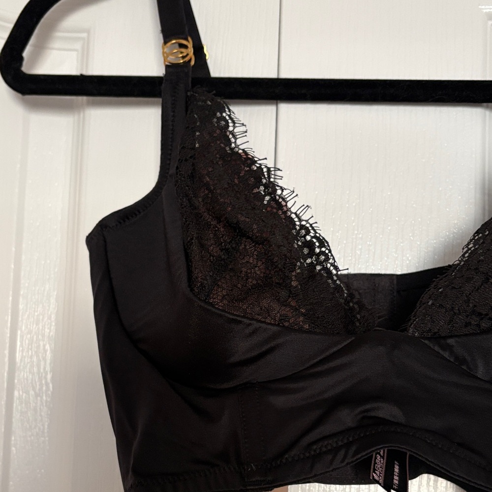 Black Lace-Trim Underwire Bustier - Women's Intimates